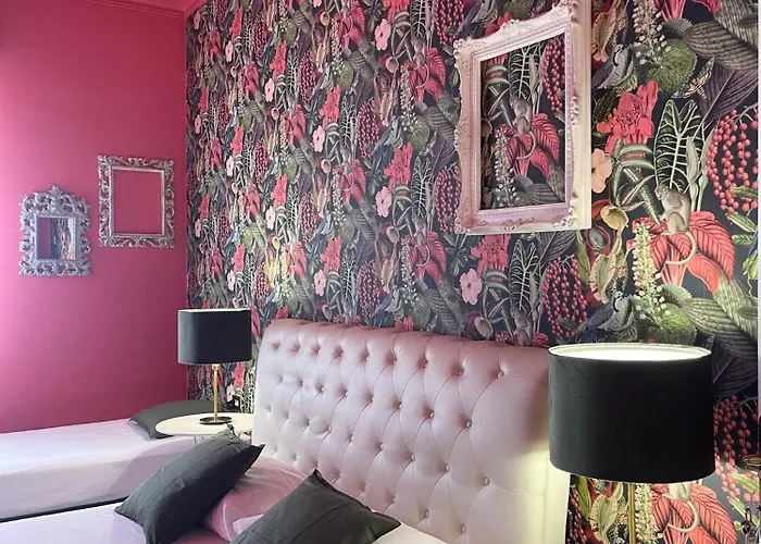 Central Suite Bed&Breakfast Bed & Breakfast 3*