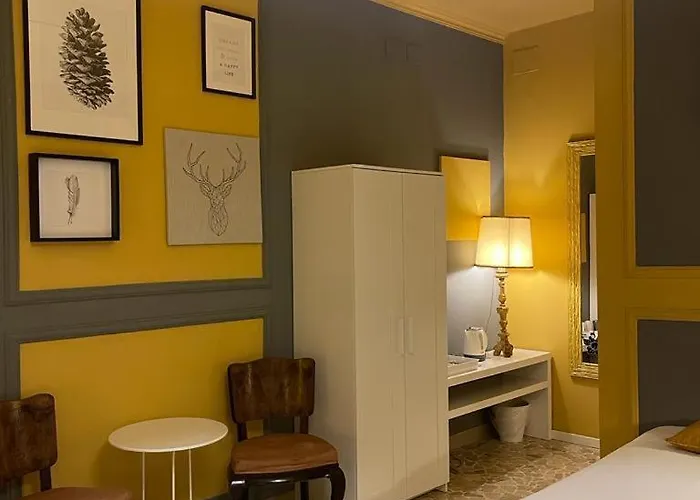 Central Suite Bed&Breakfast לינה וארוחת בוקר